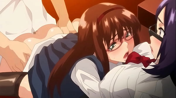 Sus novias con lentes le entregan el culo – Hentai Megane no megami Ep. 2